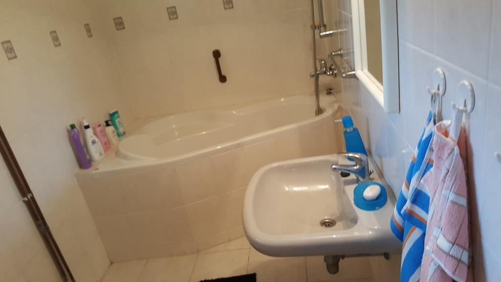 Guest House Hartenberg Sokolov Bagian luar foto